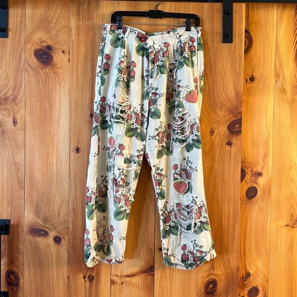 Magnolia Pearl Charmie Bloomberry Pants - One Size Fits Most. Worn three times!